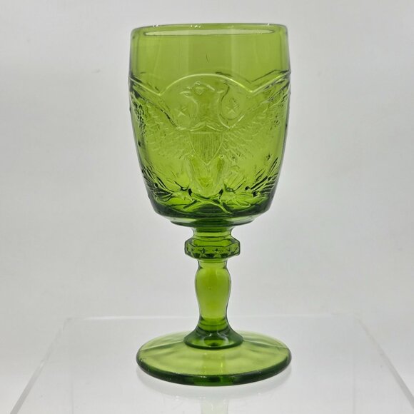 L. E. Smith Glass Green American Eagle Pressed Glass Water Goblet 1965–70 8 oz - Picture 2 of 7